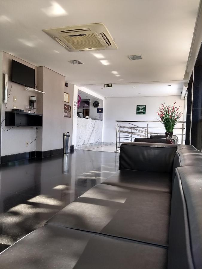 Frimas Pampulha Hotel เบโลโอรีซอนชี ภายนอก รูปภาพ